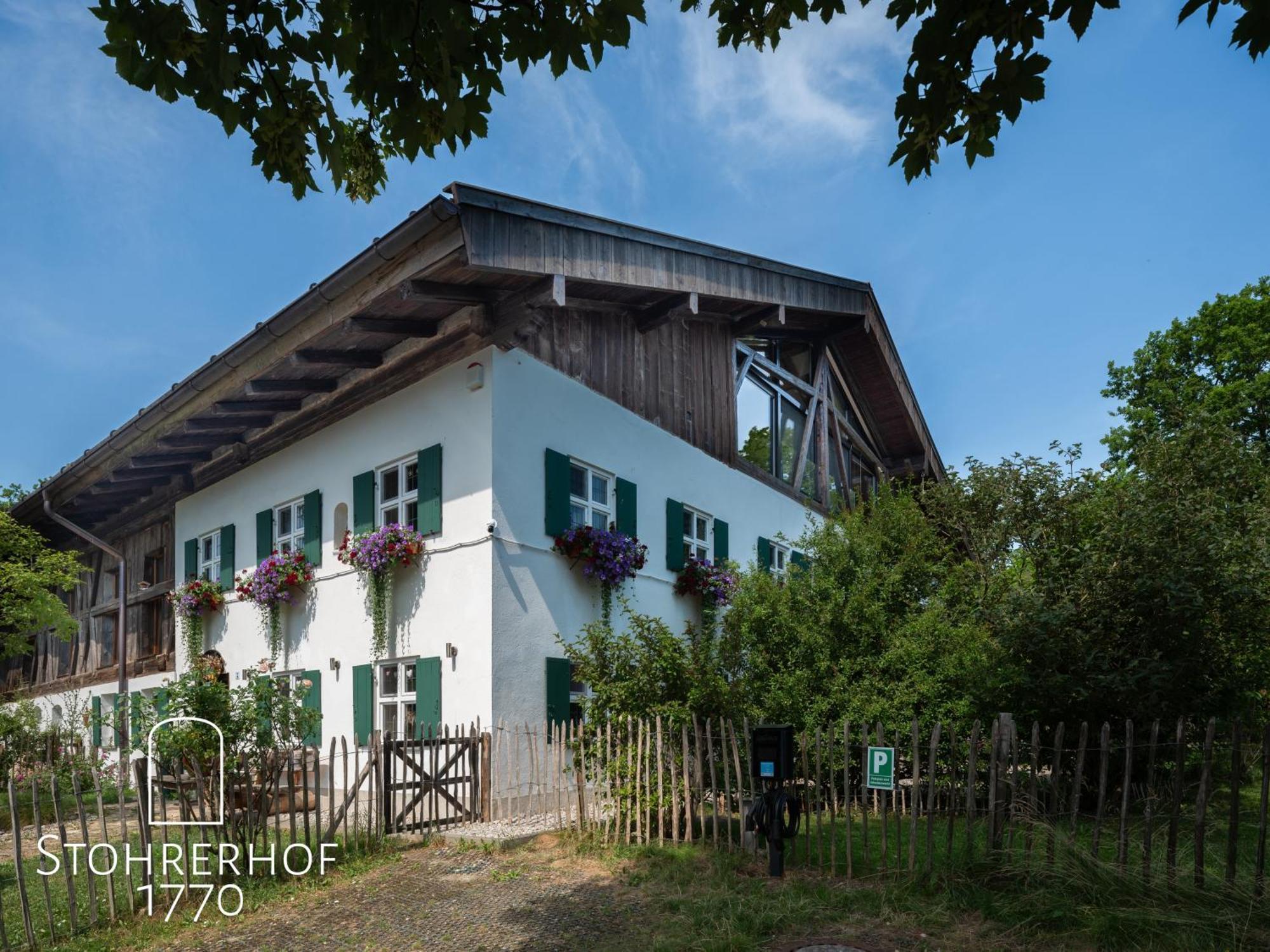 5 Sterne Penthouse-Loft Gut Stohrerhof Bis 4 Personen Dießen am Ammersee Esterno foto